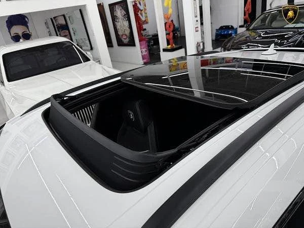 2021 Lamborghini Urus - Image 7 of 12