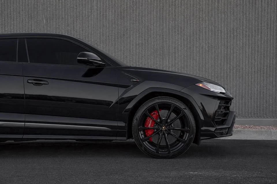 2021 Lamborghini Urus - Image 5 of 15