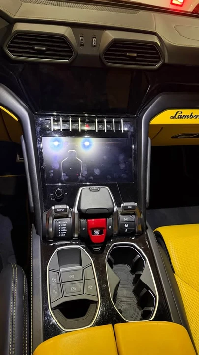 2021 Lamborghini Urus - Image 6 of 18