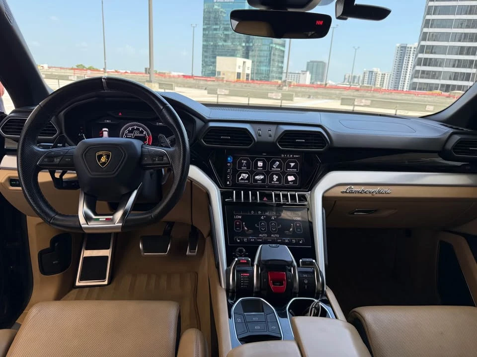 2021 Lamborghini Urus - Image 13 of 16