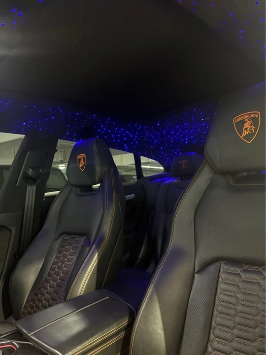 2021 Lamborghini Urus - Image 2 of 10