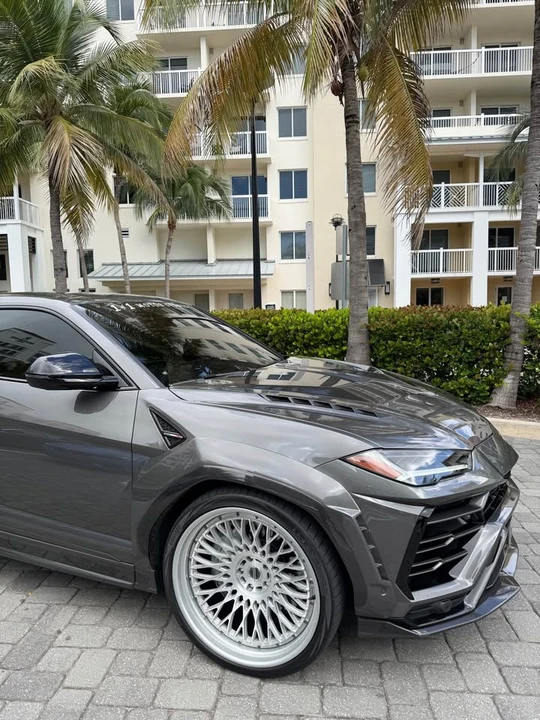 2021 Lamborghini Urus - Image 6 of 11