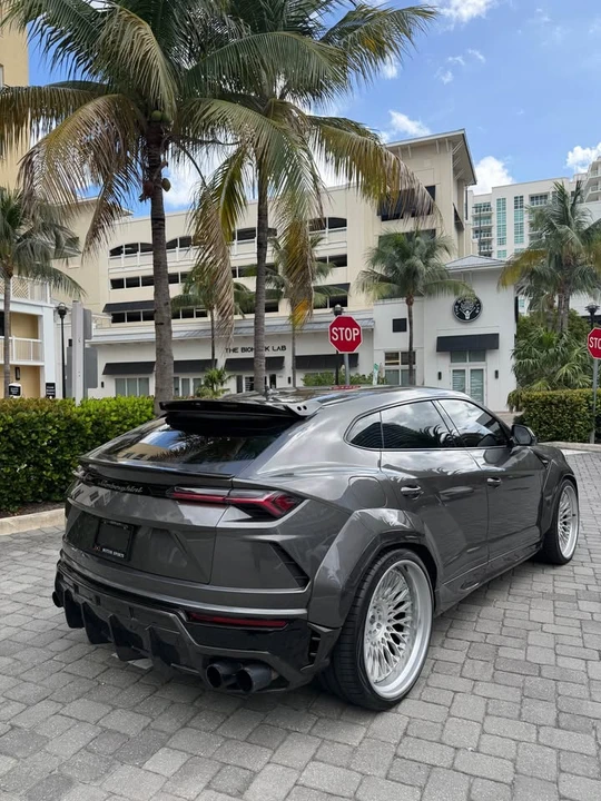 2021 Lamborghini Urus - Image 4 of 11