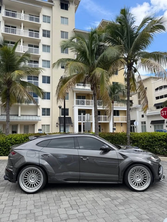 2021 Lamborghini Urus - Image 5 of 11