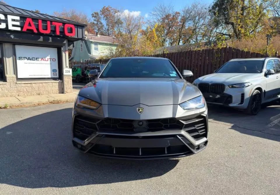 2021 Lamborghini Urus - Image 3 of 10