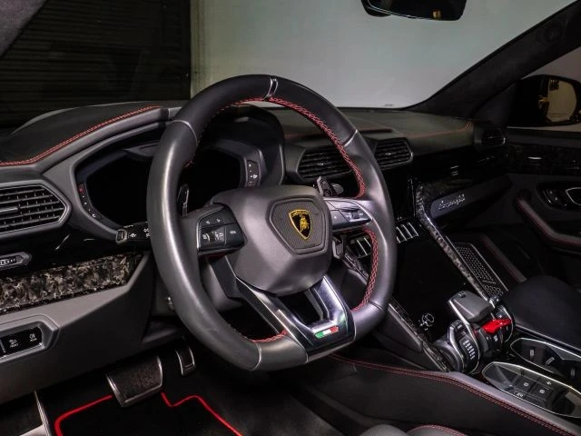 2021 Lamborghini Urus - Image 13 of 21