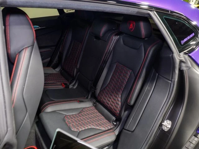 2021 Lamborghini Urus - Image 19 of 21