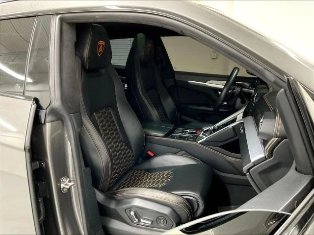2021 Lamborghini Urus - Image 13 of 31