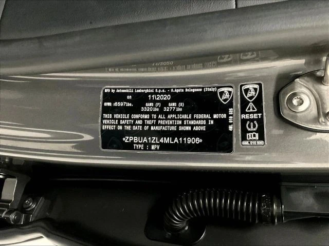 2021 Lamborghini Urus - Image 31 of 31