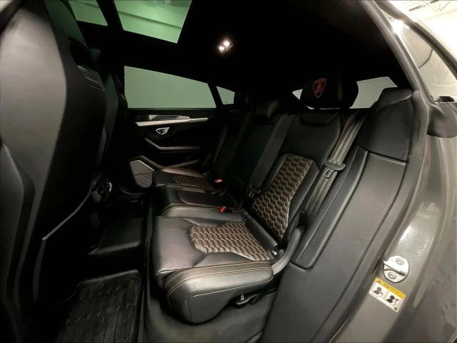2021 Lamborghini Urus - Image 15 of 31