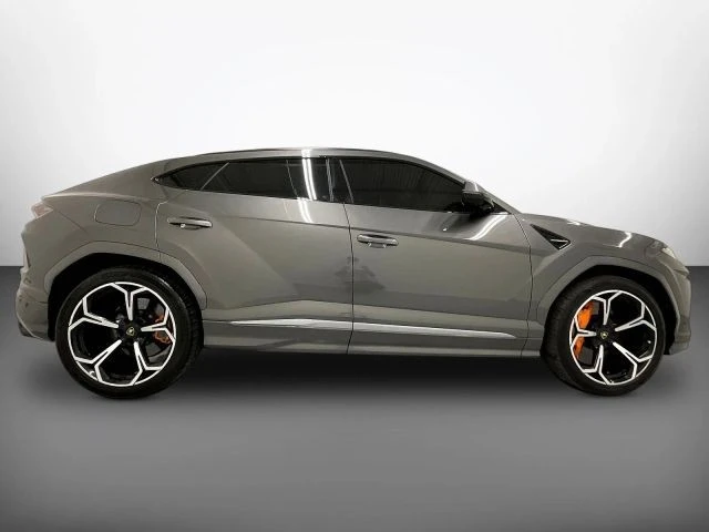 2021 Lamborghini Urus - Image 9 of 31