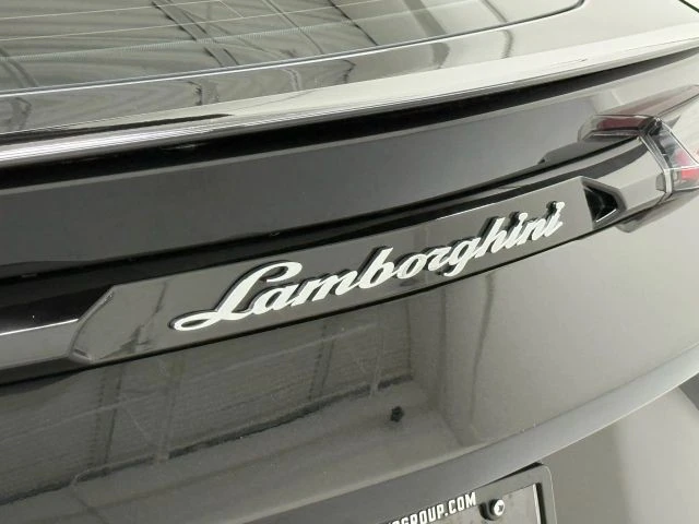 2021 Lamborghini Urus - Image 10 of 21