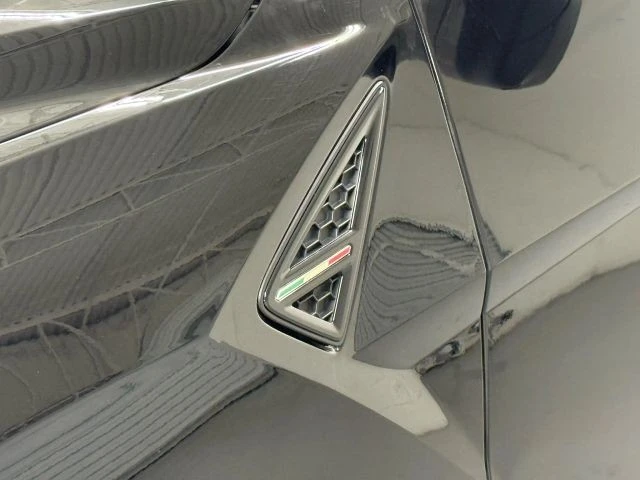 2021 Lamborghini Urus - Image 11 of 21