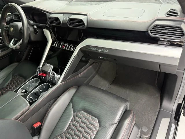 2021 Lamborghini Urus - Image 18 of 21