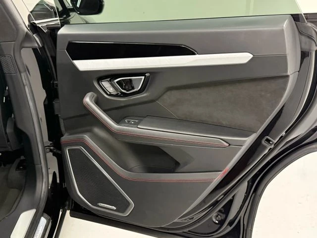 2021 Lamborghini Urus - Image 20 of 21