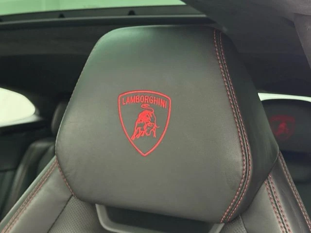 2021 Lamborghini Urus - Image 17 of 21