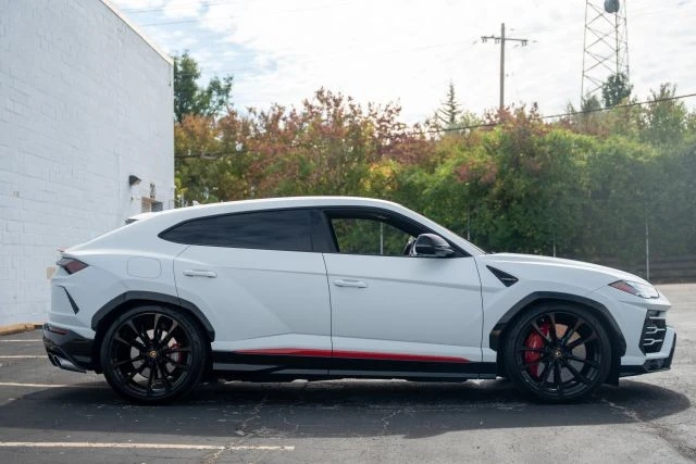 2021 Lamborghini Urus - Image 9 of 21