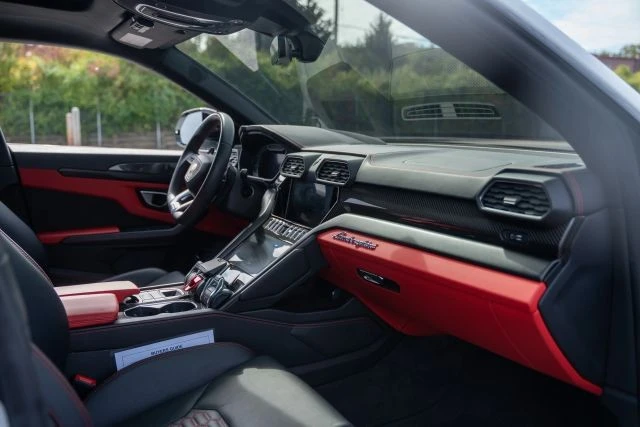 2021 Lamborghini Urus - Image 13 of 21