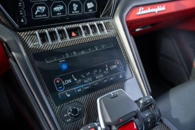 2021 Lamborghini Urus - Image 21 of 21