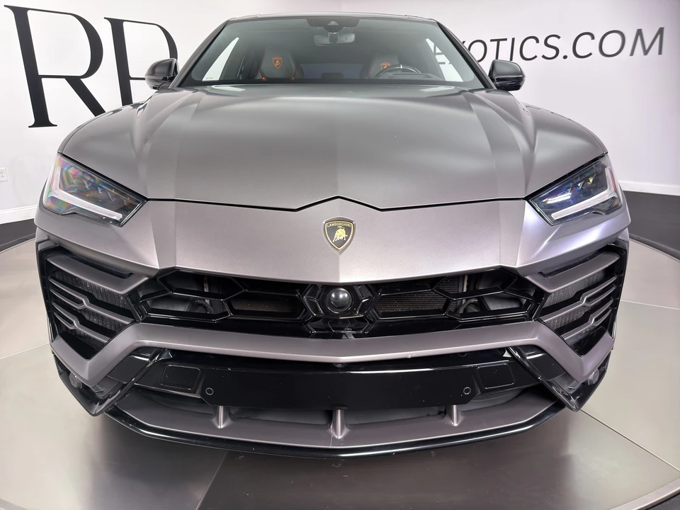 2021 Lamborghini Urus - Image 9 of 15
