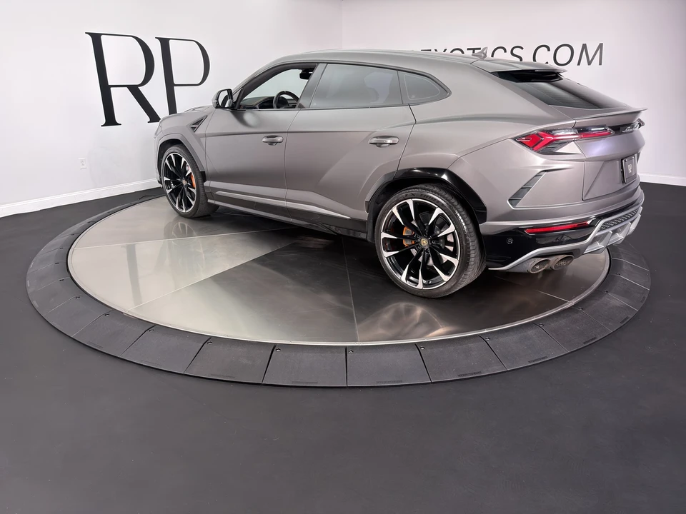 2021 Lamborghini Urus - Image 4 of 15
