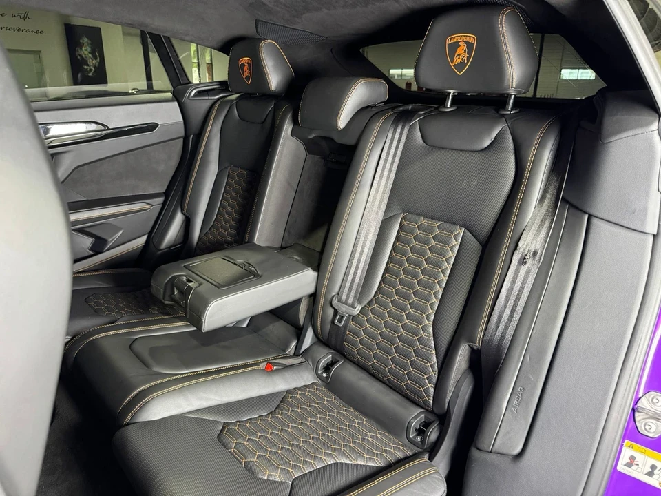 2021 Lamborghini Urus - Image 12 of 21