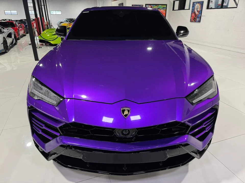 2021 Lamborghini Urus - Image 2 of 21