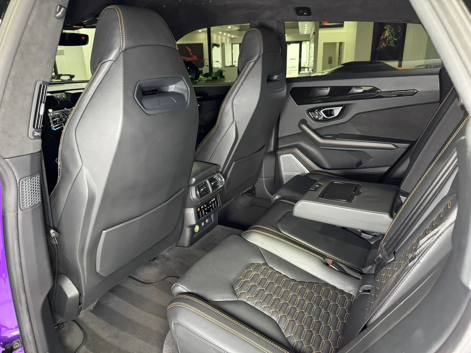 2021 Lamborghini Urus - Image 11 of 21
