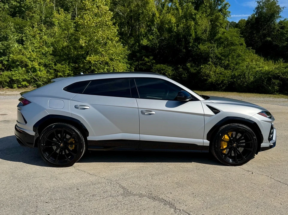 2021 Lamborghini Urus - Image 7 of 12