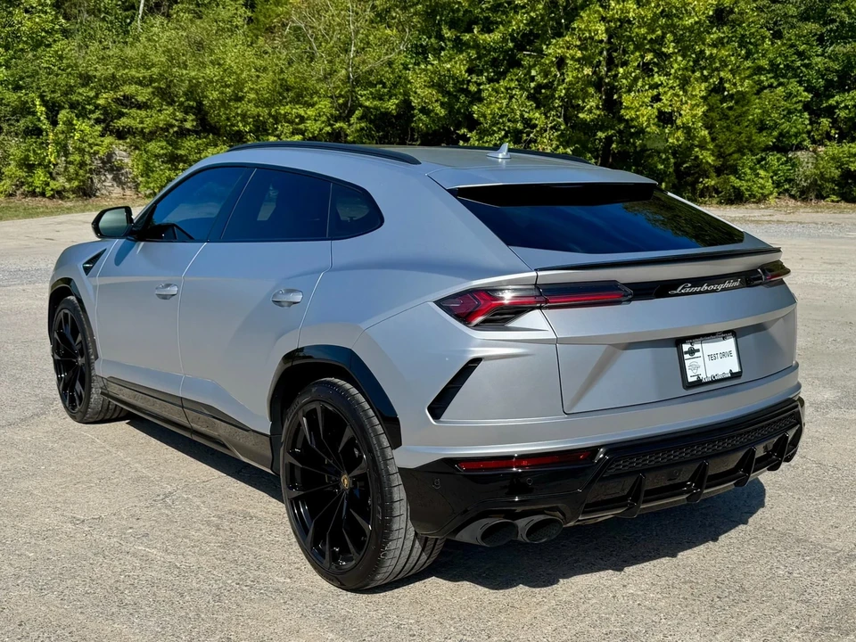 2021 Lamborghini Urus - Image 4 of 12