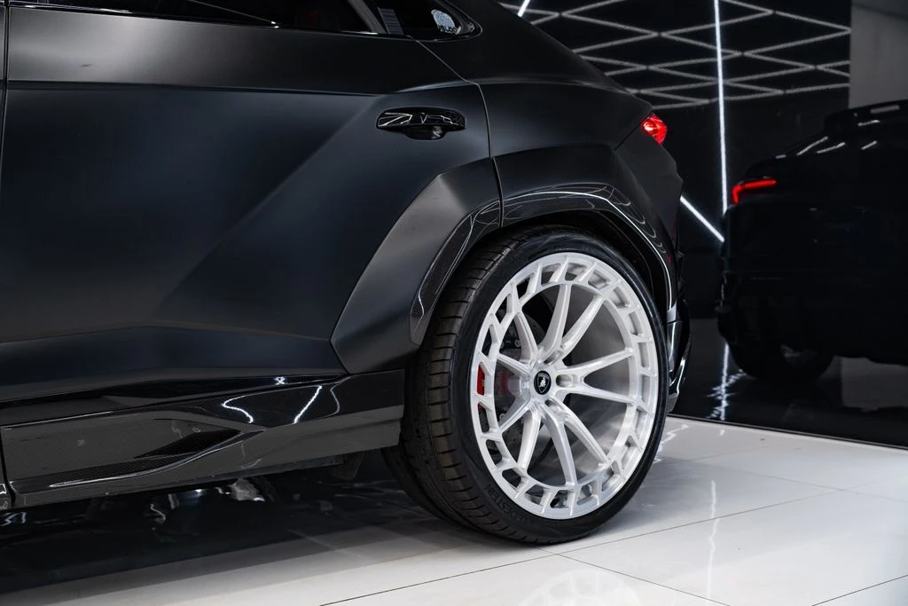 2021 Lamborghini Urus - Image 9 of 31