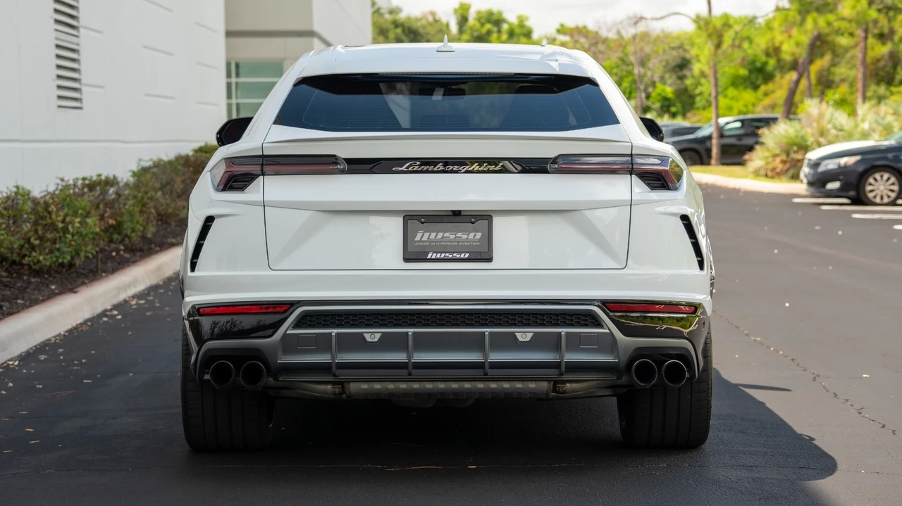 2021 Lamborghini Urus - Image 12 of 12