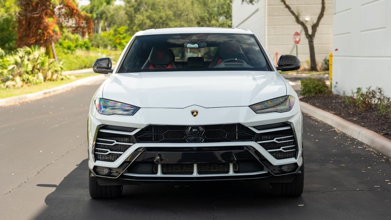 2021 Lamborghini Urus - Image 7 of 12