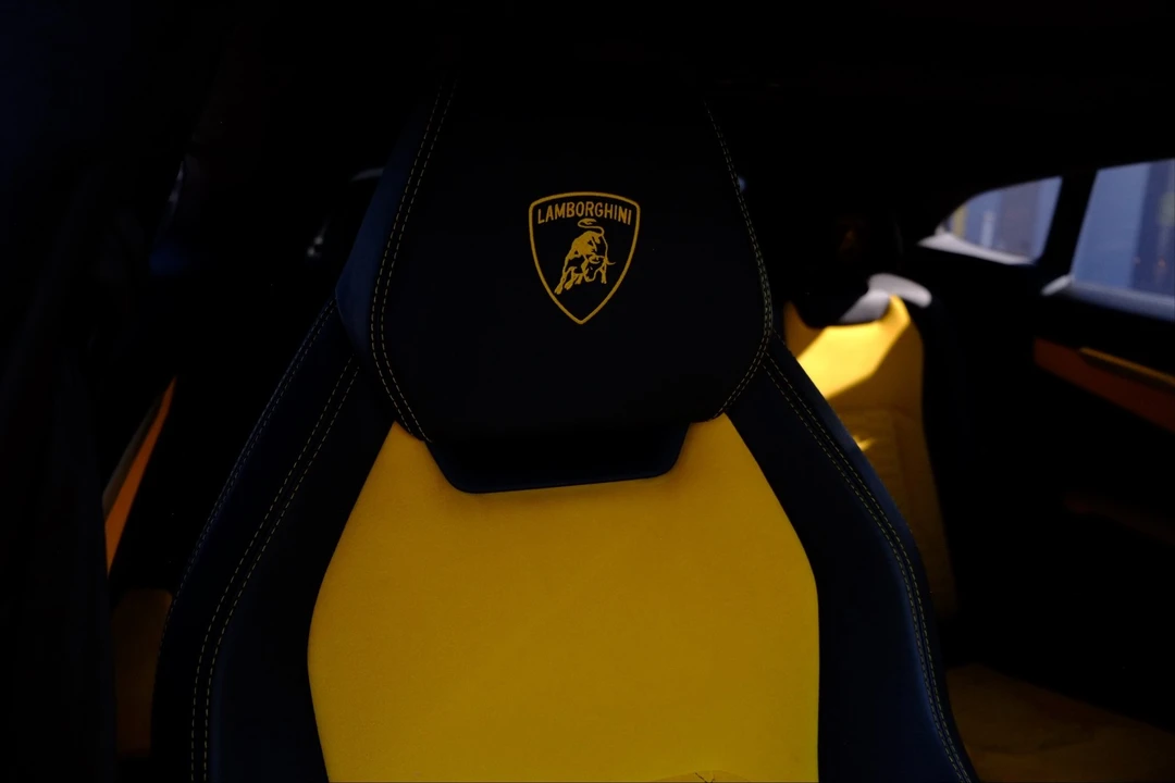 2021 Lamborghini Urus - Image 16 of 31