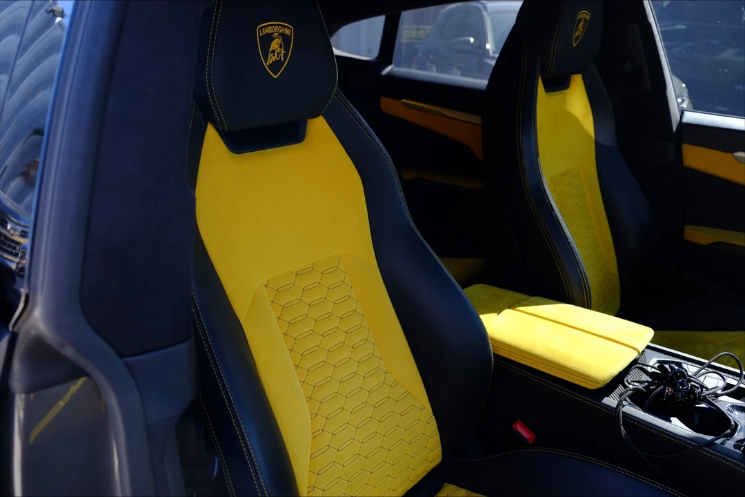 2021 Lamborghini Urus - Image 24 of 31