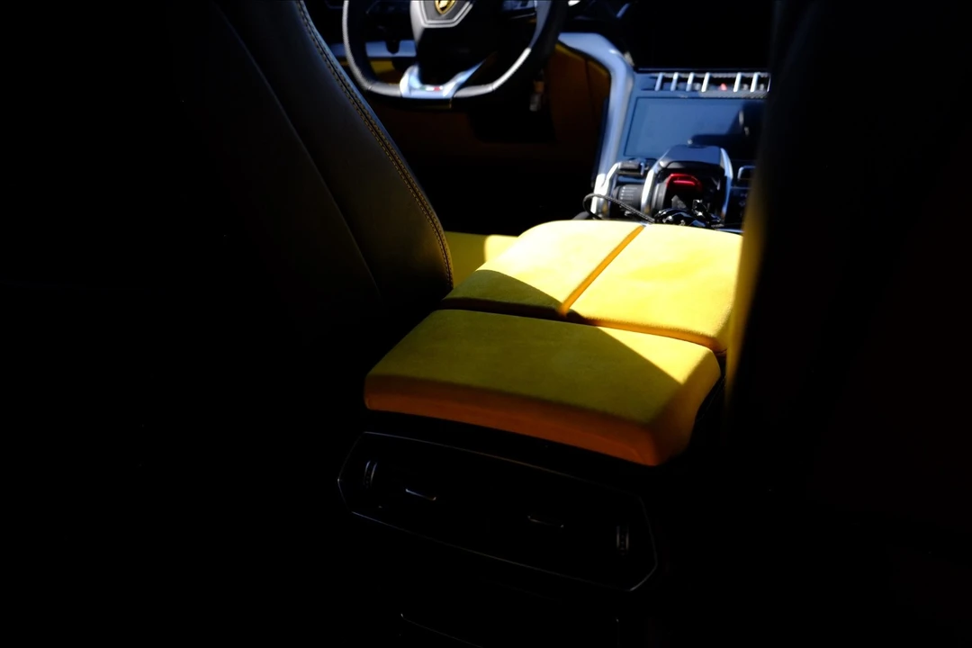 2021 Lamborghini Urus - Image 13 of 31