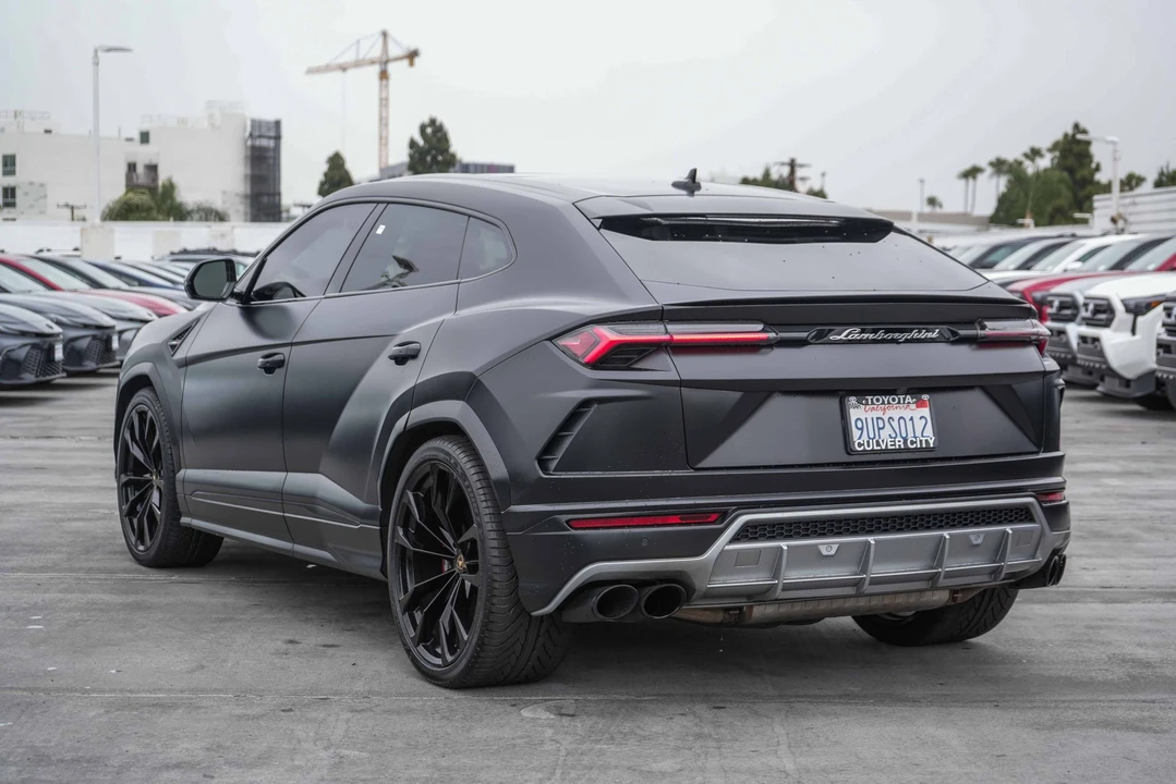 2021 Lamborghini Urus - Image 18 of 31