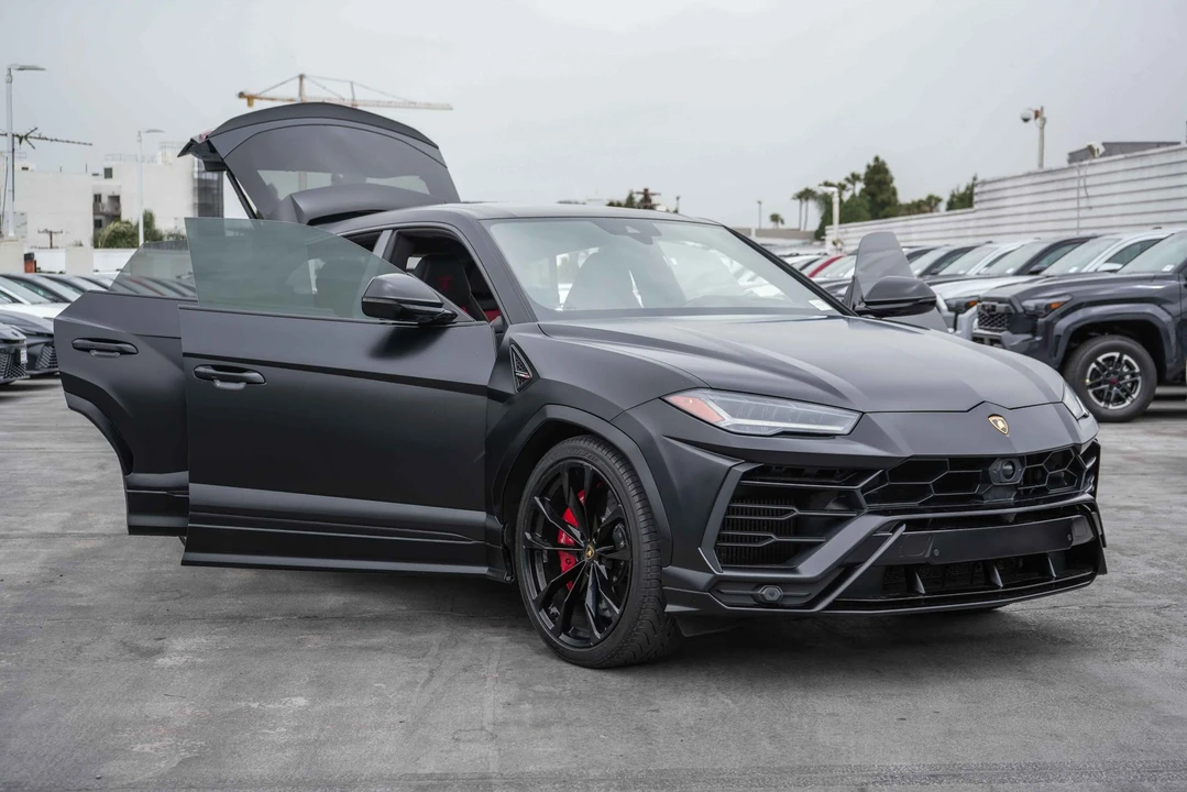 2021 Lamborghini Urus - Image 27 of 31
