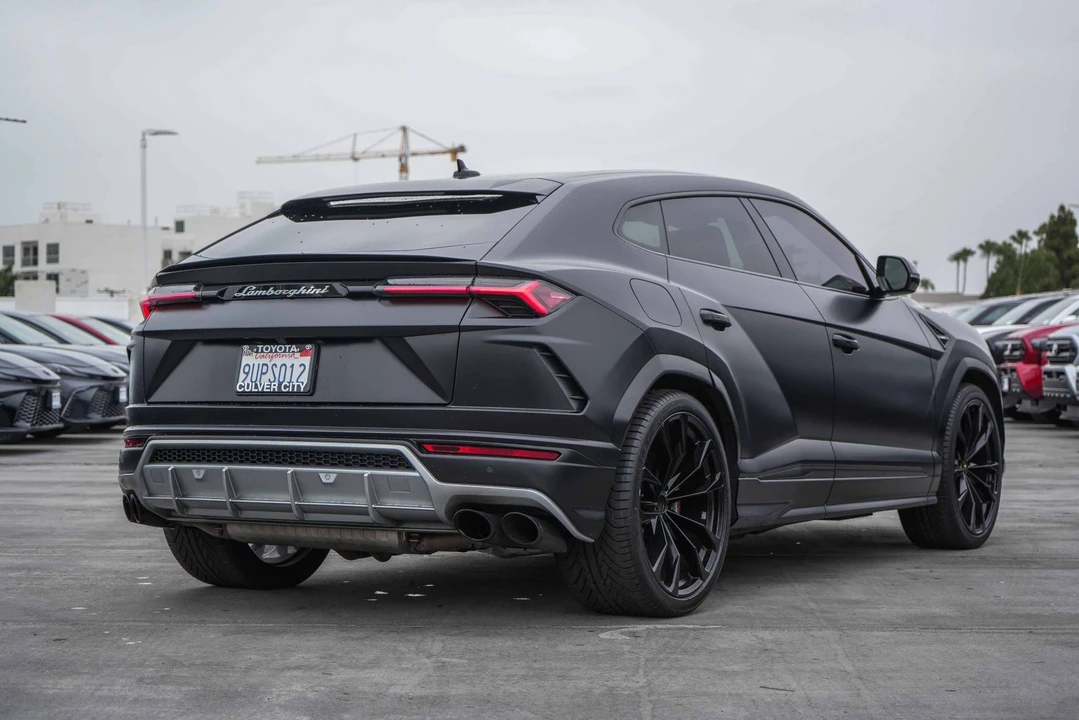 2021 Lamborghini Urus - Image 13 of 31