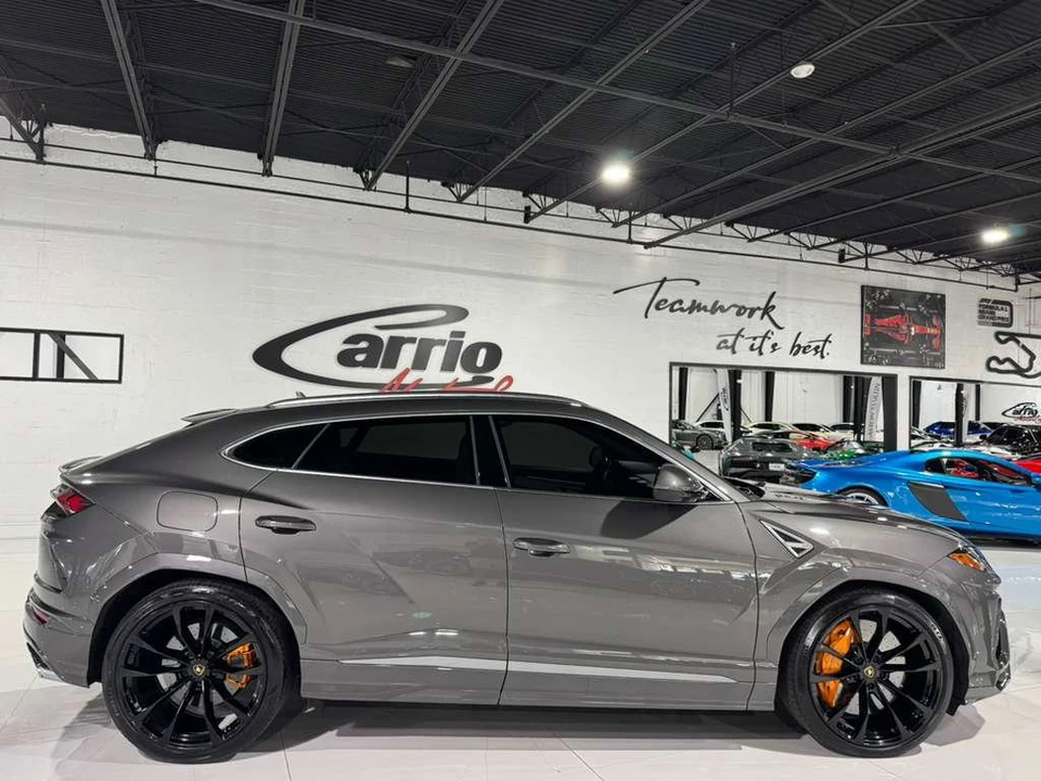 2021 Lamborghini Urus - Image 8 of 31
