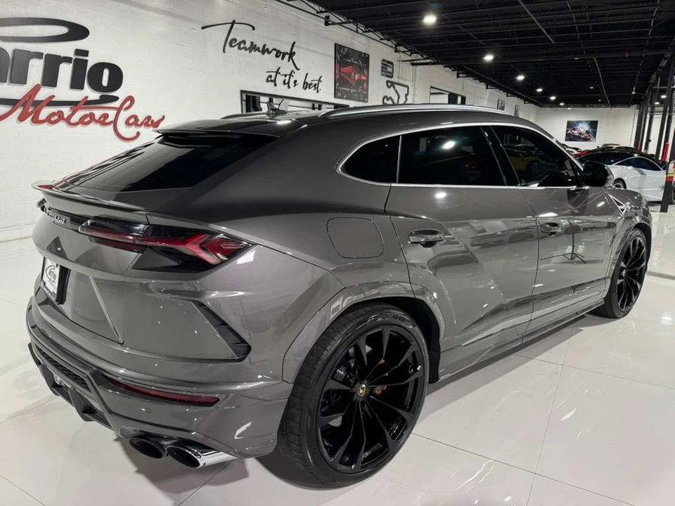 2021 Lamborghini Urus - Image 7 of 12