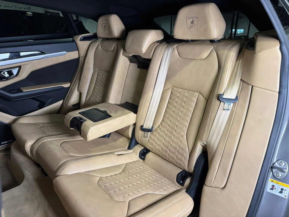 2021 Lamborghini Urus - Image 12 of 12