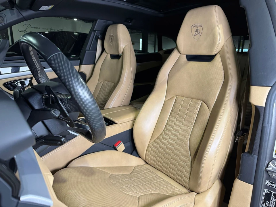 2021 Lamborghini Urus - Image 10 of 12
