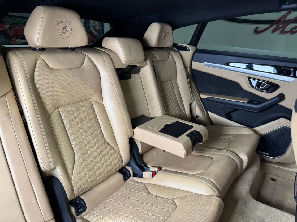 2021 Lamborghini Urus - Image 13 of 21