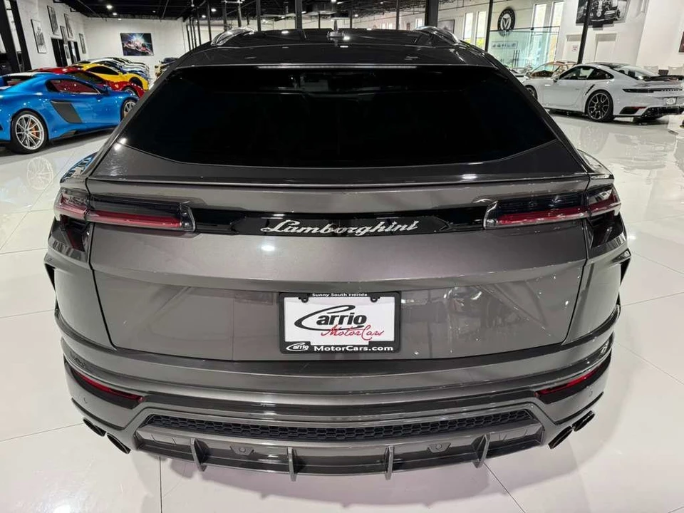 2021 Lamborghini Urus - Image 6 of 12