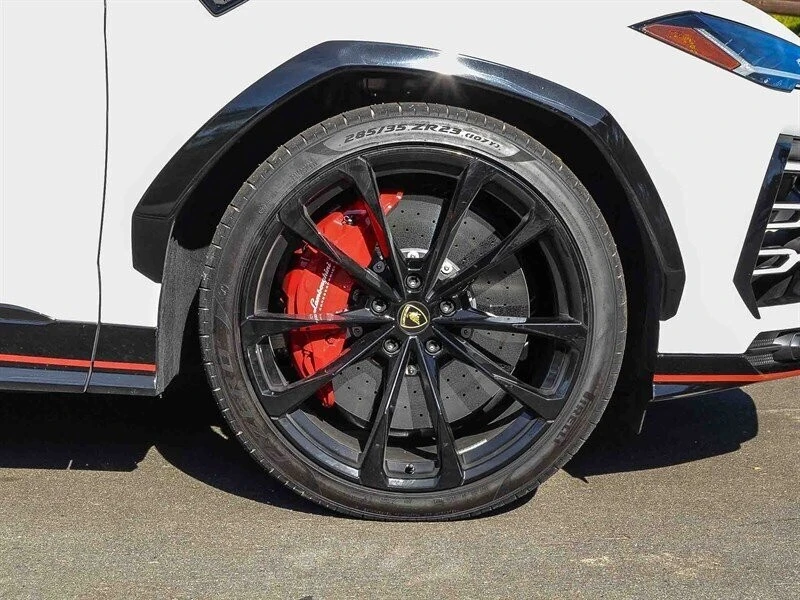 2021 Lamborghini Urus - Image 11 of 21