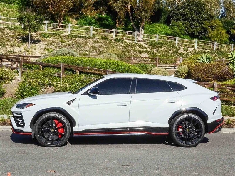 2021 Lamborghini Urus - Image 3 of 21