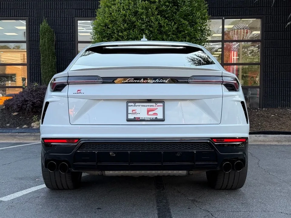 2021 Lamborghini Urus - Image 15 of 31