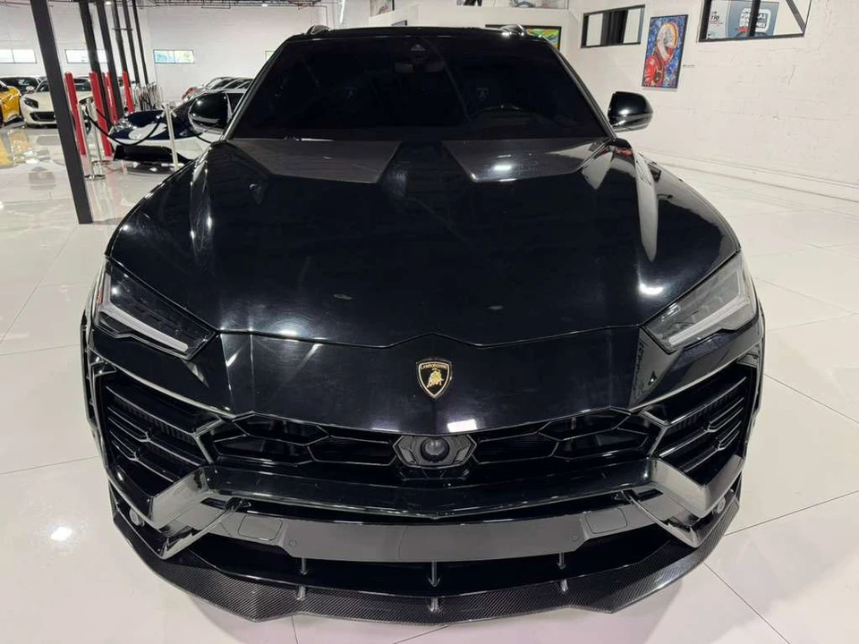2021 Lamborghini Urus - Image 2 of 12