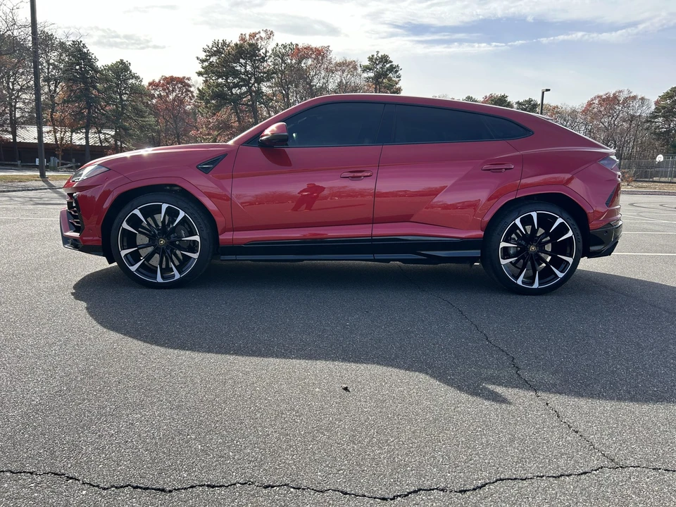 2021 Lamborghini Urus - Image 6 of 31